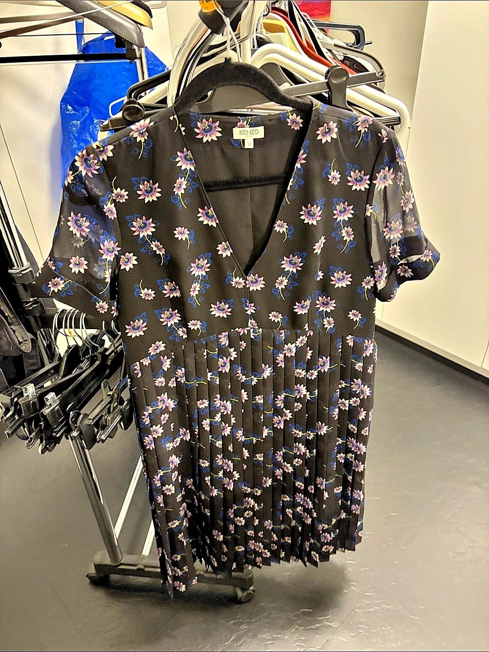 Kenzo Floral Midi Dress in Black & Multicolor Size 38 Like New